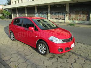 Nissan Tiida Hatchback Visia