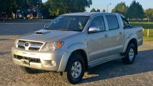 Toyota Hilux 3.0 4x4 SRV TDi DC usado  kms