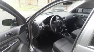 Volkswagen Bora 1.9 TDi Comfortline usado  kms