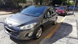 Peugeot Ptas. v Allure GPS (115cv)