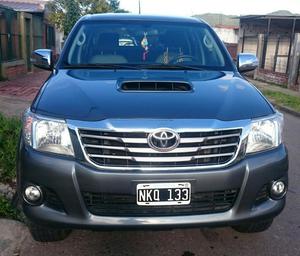 Vendo Toyota Hilux Srv