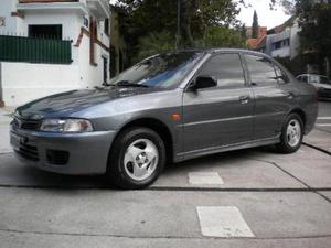 Mitsubishi Lancer GLXi 1.6 usado  kms