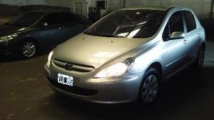 Peugeot 307 XS 5P 2.0 Premium Tiptronic usado  kms