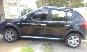 Renault Sandero Stepway v Privilege