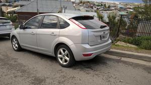 VENDO O PERMUTO FORD FOCUS