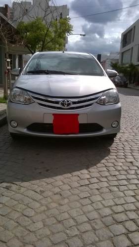 Toyota Etios 1.5 XLS (90cv) 4Ptas.