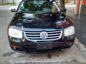 VENDO VOLKWAGEN BORA 2,0 C/GNC 