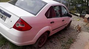 Vendo Ford Fiesta Max Ambiente