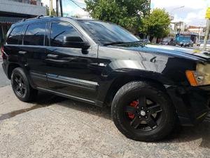 Jeep Grand Cherokee Laredo 3.0 TD V6 usado  kms