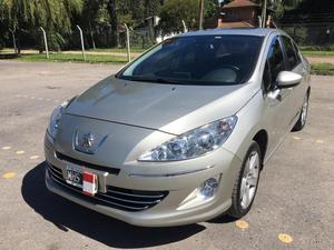 Vendo Peugeot . Allure con navegador. Tapizado y