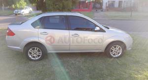 Ford Fiesta Max