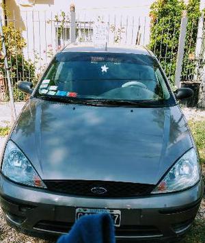 Ford Focus Ambiente 1.8 5P usado  kms