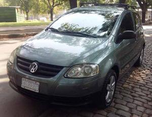 Volkswagen Fox 1.6 Comfortline 5Ptas. (Faros)