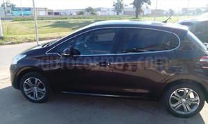 Peugeot 208 Feline 1.6 Pack Cuir