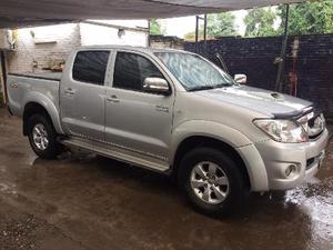 Toyota Hilux 3.0 4x2 SRV TDi DC usado  kms