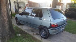 Clio 1.6i Aire