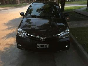 Toyota Etios 1.5 Xls Negro