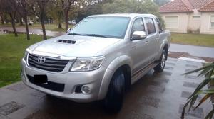 Toyota Hilux 3.0 TDI C/D 4x2 SRV 171cv