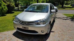 Toyota Etios 1.5 XLS (90cv) 4Ptas.