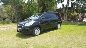 Chevrolet Spin modelo  LT EXELENTE