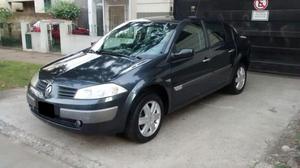 Renault Megane v Luxe / 