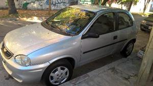 Chevrolet Corsa Classic 3P AA DH usado  kms