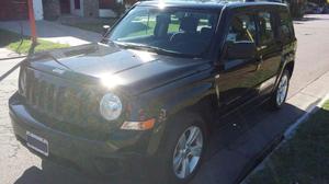 JEEP PATRIOT 4x4 SPORT MANUAL CAJA 6ta  UNICA MANO