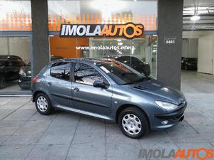 Peugeot 206 XR Premium 5P usado  kms