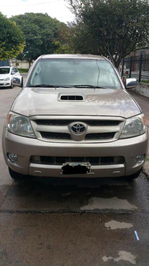 TOYOTA HILUX SRV  A/T 4X4 UNICA