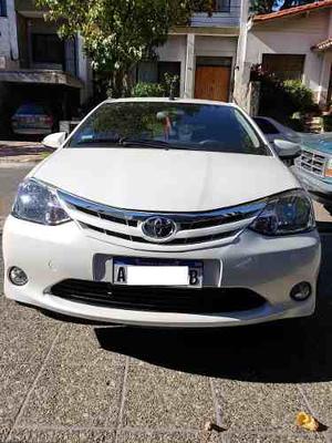 Toyota Etios 1.5 XLS (90cv) 5Ptas.