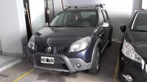 Renault Sandero Stepway v. Confort