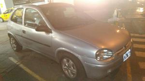 vendo corsa sedan 3 puertas