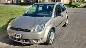 Ford Fiesta Max  Impecable