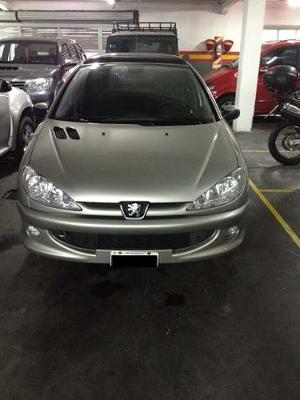 Peugeot Ptas. 1.6 XT Premium