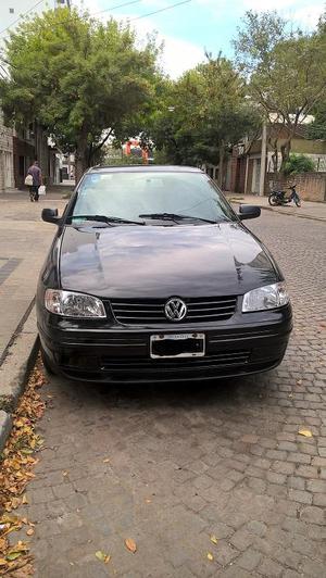 Liquido!!! Vendo Volkswagen Polo  ex taxi no permuto..