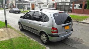 Renault Scenic Confort 1.6 usado  kms