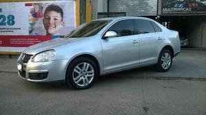 Vendo impecable VW Vento 1.9 TDI