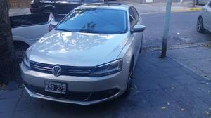 Volkswagen Vento 2.0 TSi Sportline DSG (200cv) (L11)