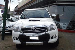 Toyota Hilux Cabina Doble Limited 3.0 Diesel 4x4 ATcv)