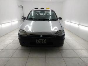 Chevrolet Corsa Classic 4P Base usado  kms