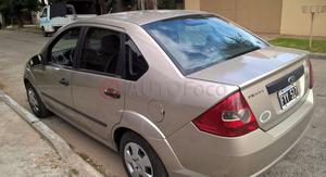 Ford Fiesta Max