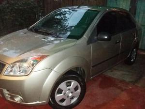 Ford Fiesta Max Ambiente Plus 1.6L usado  kms