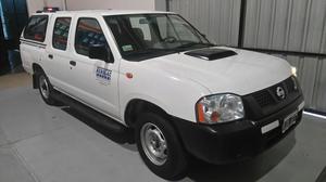 Nissan Np 300 Doble Cabina Impecable