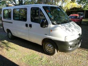 Peugeot Boxer Combi 330M Confort 2.8 HDi usado 