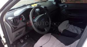 Ford Fiesta Max