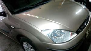 Ford Focus Ambiente 1.6 5P usado  kms