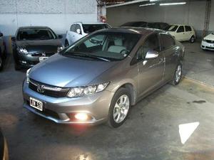 Honda Civic EXS 1.8 MT usado  kms