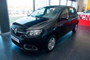 Renault Sandero v Privilege, , Nafta