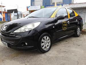 Peugeot 207 Compact XS 1.4 4P usado  kms