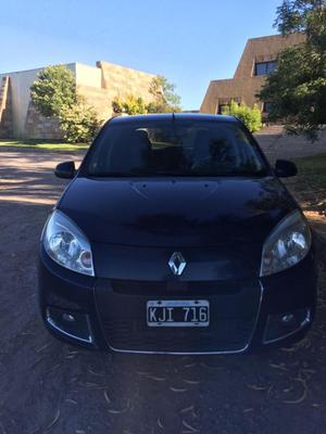 Vendo Renault Sandero  Luxe v UNICA MANO